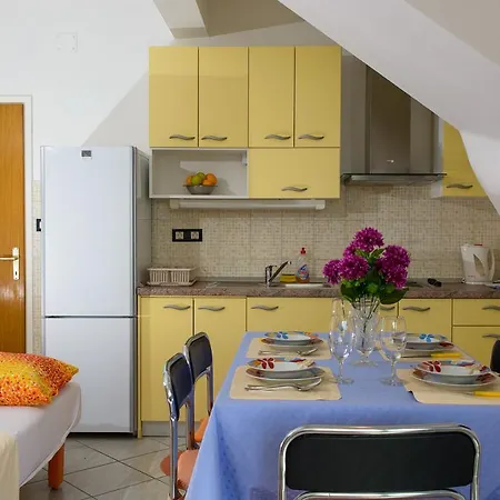 Jerkunica * Rogoznica (Sibenik-Knin)