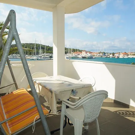 Jerkunica Apartment Rogoznica (Sibenik-Knin)